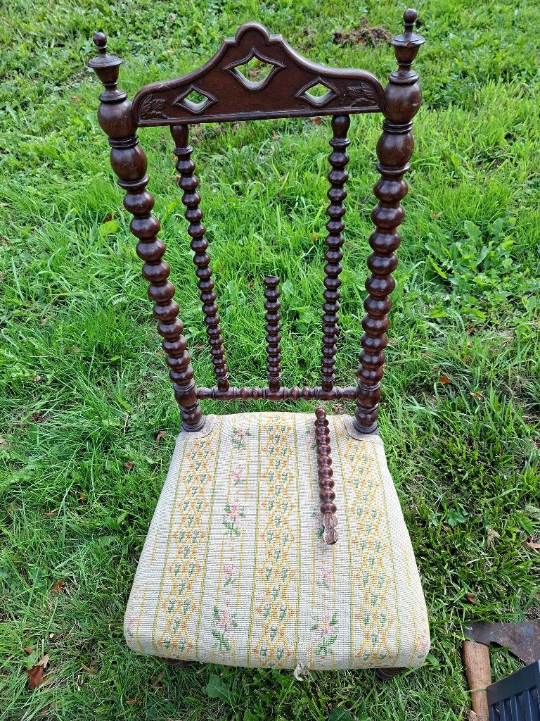 Prie Dieu à restaurer, bois tissu, Enlèvement