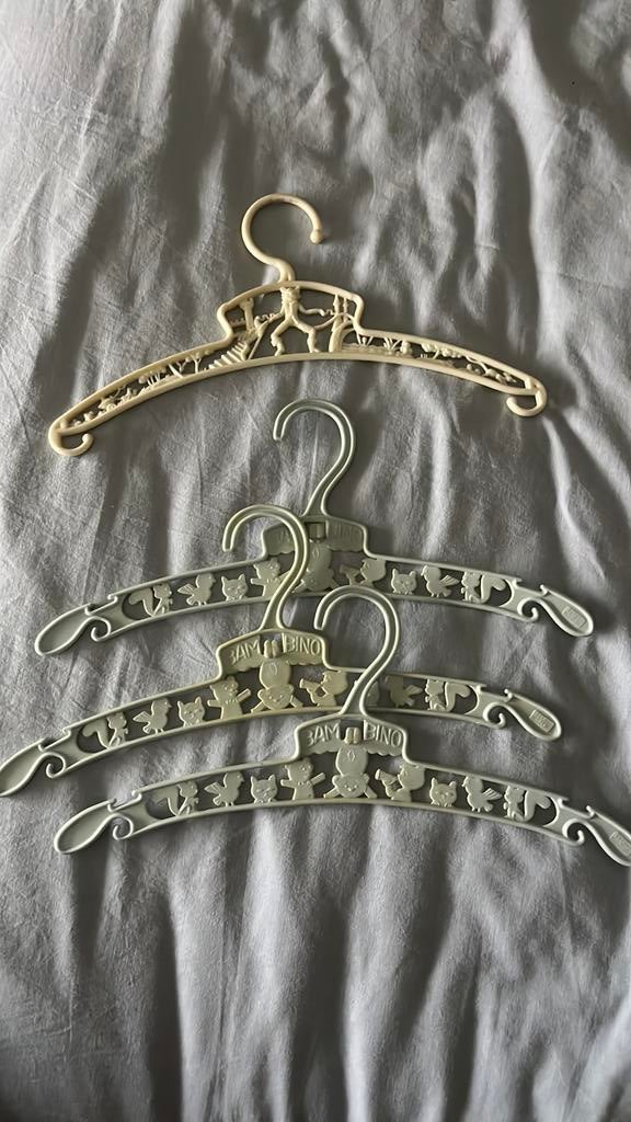 Vintage kapstokjes voor baby, peuterkleding, Verzenden, Gebruikt