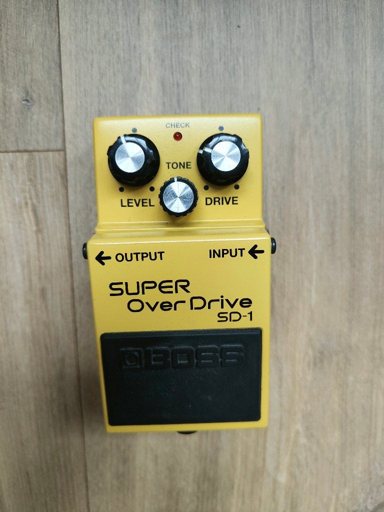 Boss Super Overdrive SD1, Musique & Instruments, Effets, Enlèvement ou Envoi, Utilisé