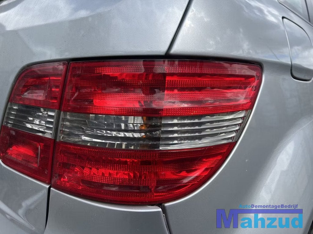 MERCEDES B KLASSE W245 rechts buiten achterlicht 2005-2011, Gebruikt, Mercedes-Benz AG, Mercedes-Benz, Mercedesstrasse 120
70372  Stuttgart, DE