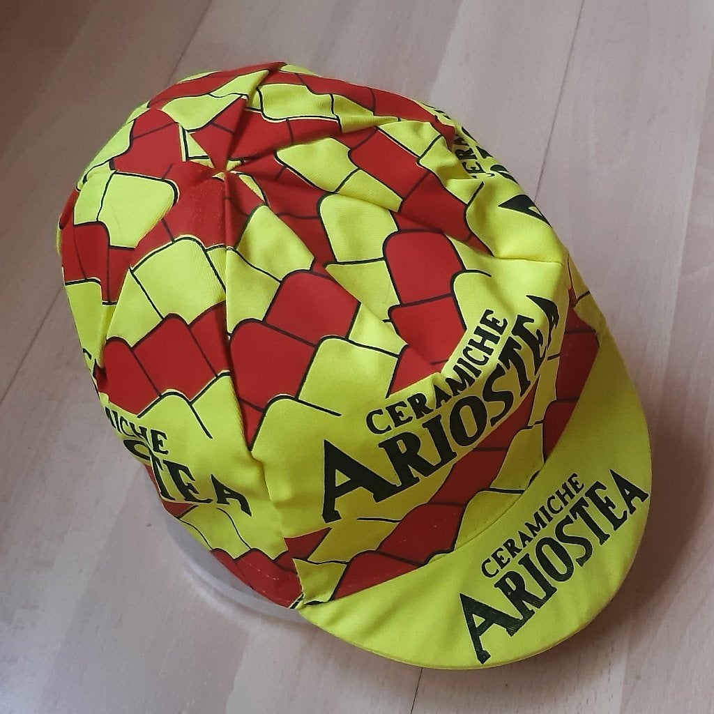 WIELRENNEN CYCLISME ORIGINEEL TEAM CAP PET ARIOSTEA, Verzenden