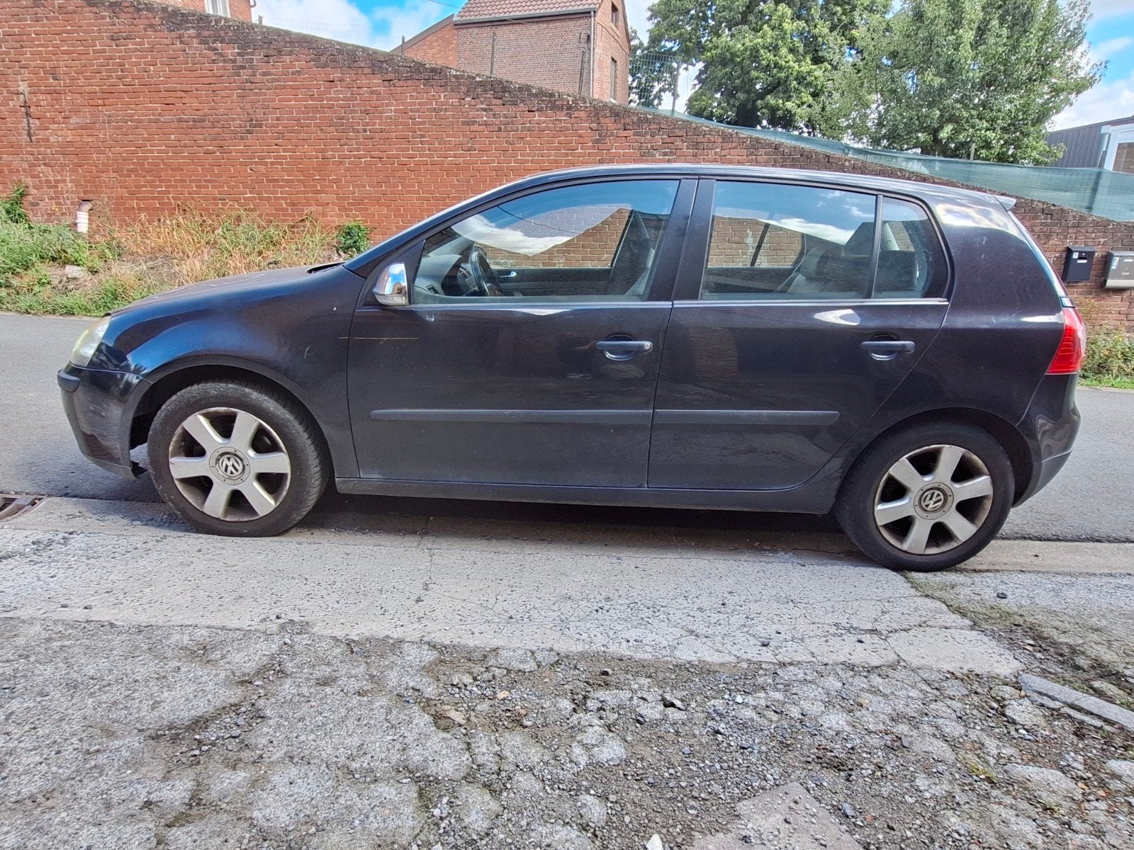 Vw Golf 5 Tdi 235.000 km ONBERISPELIJKE MECHANIEK, Auto's, Volkswagen, Diesel, Te koop, Golf, Particulier