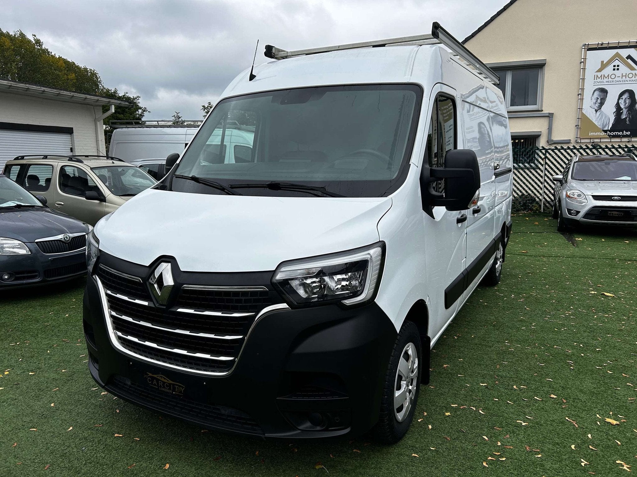 Renault Master 2.3 dCi L3H2 ° 180 PK ° CAMERA ° BAGAGEREK, Voorwielaandrijving, Stof, Gebruikt, 178 g/km