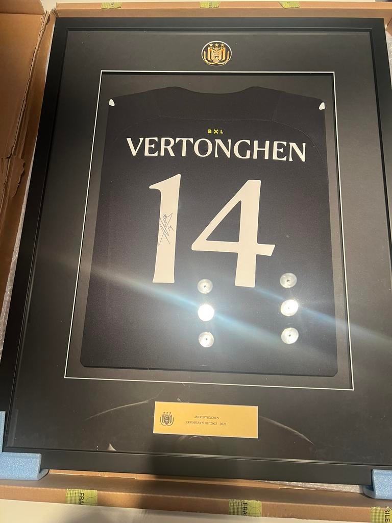 Chemise signée Jan Vertonghen dans un cadre anderlechtois, Enlèvement, Neuf, Maillot