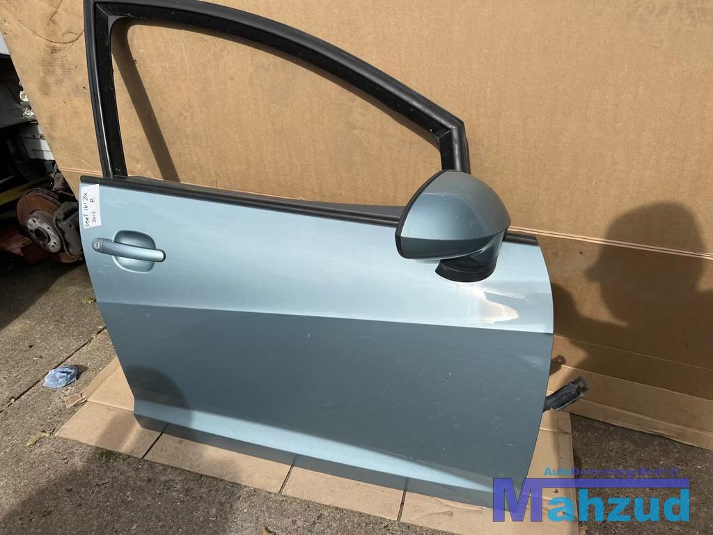 SEAT IBIZA 4 Blauw Rechts voor deur portier 5deurs 2008-2017, Gebruikt, Deur, Autovia A-2, Km 585 585
08760  Martorell, ES, SEAT S.A.