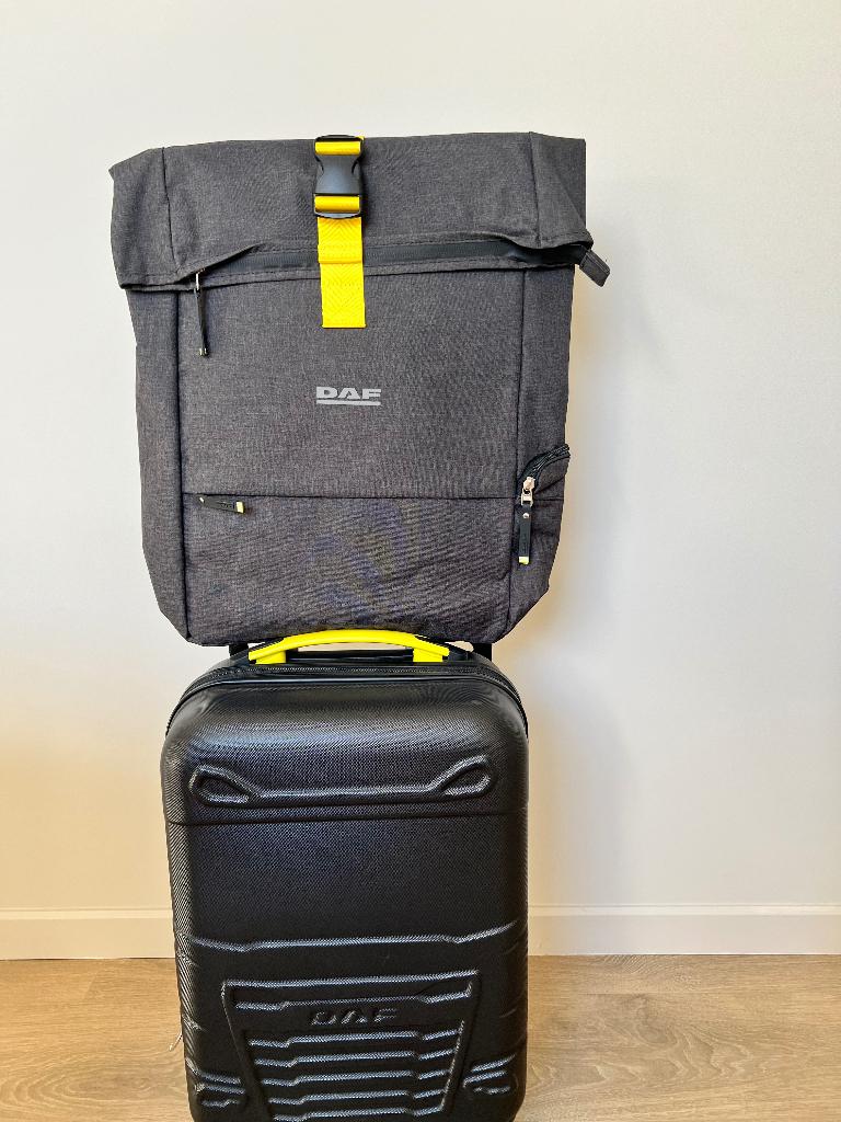 Handbagage + bijpassende rugzak daf, Ophalen, 40 tot 60 cm, Zwart, Nieuw