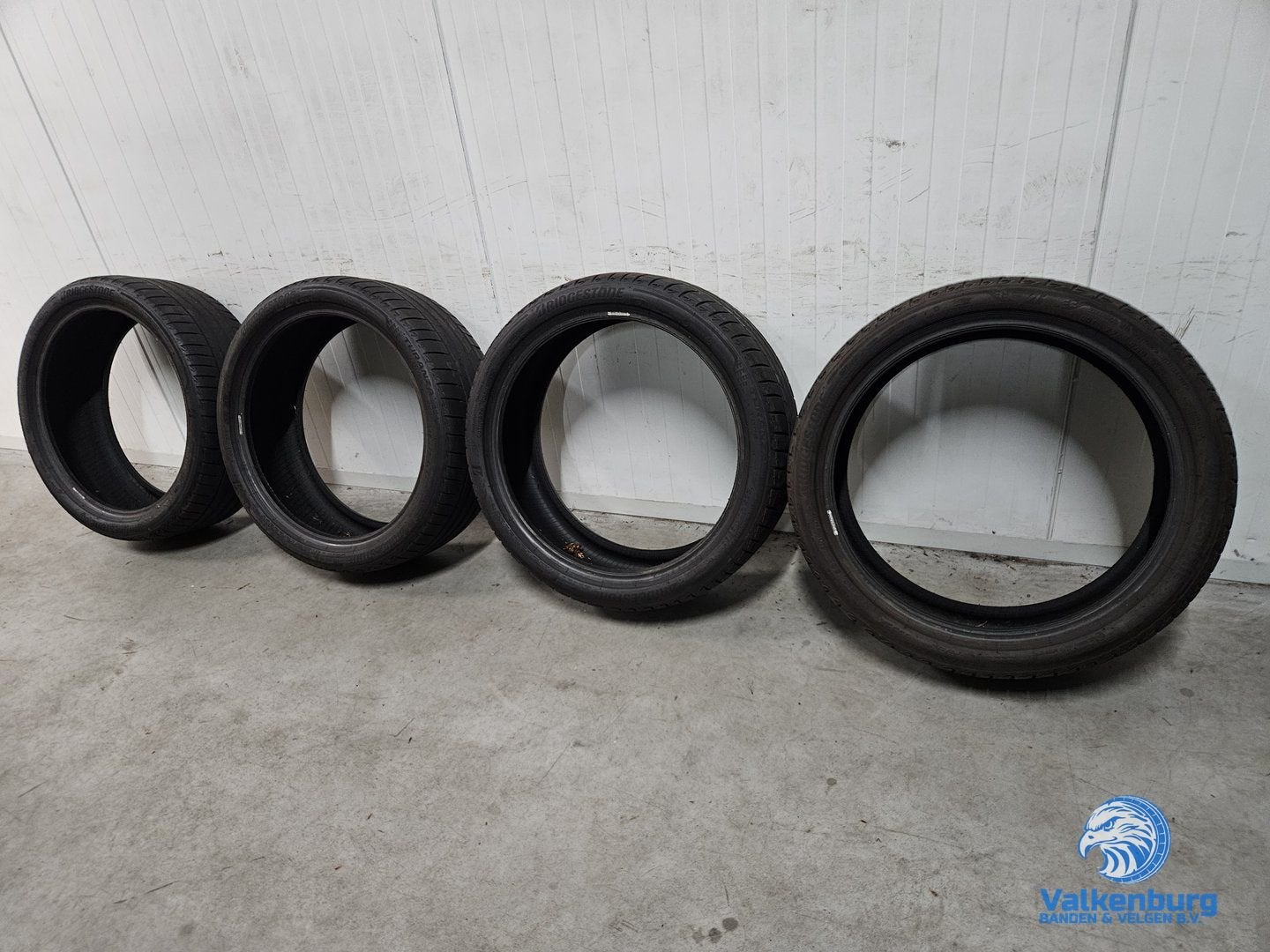 6-7mm! Zomerbanden 225/40R19 Bridgestone Turanza T005, Véhicule de tourisme, Pneus été, -, Pneu(s)