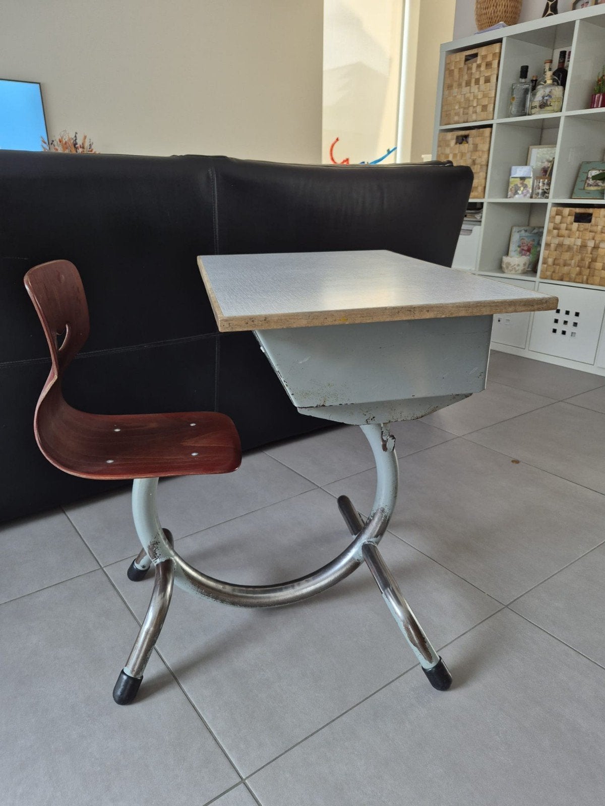 Lessenaar retro, Huis en Inrichting, Bureaus, Ophalen, Gebruikt, Kinderbureau