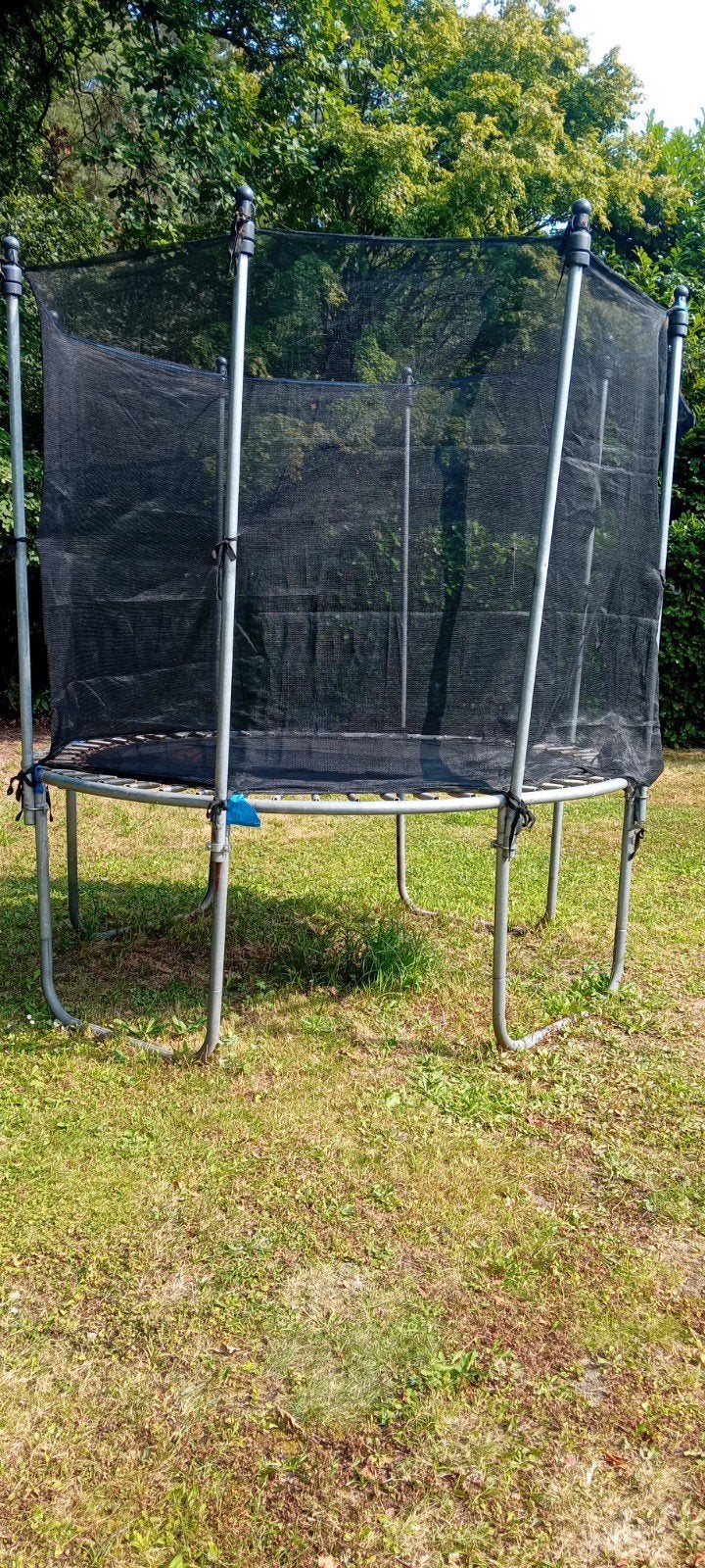 TRAMPOLINE 2m40 ZONDER CANVAS OF FRAME OM TE DONEREN, Kinderen en Baby's, Speelgoed | Buiten | Trampolines, Ophalen