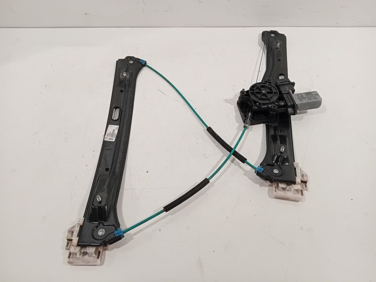 Raammechaniek elektrisch rechts voor BMW 1 serie, Onderdelen@venauto.nl, Van der Ven Autorecycling B.V., Ettenseweg 76, 4706 PB Roosendaal, The Netherlands