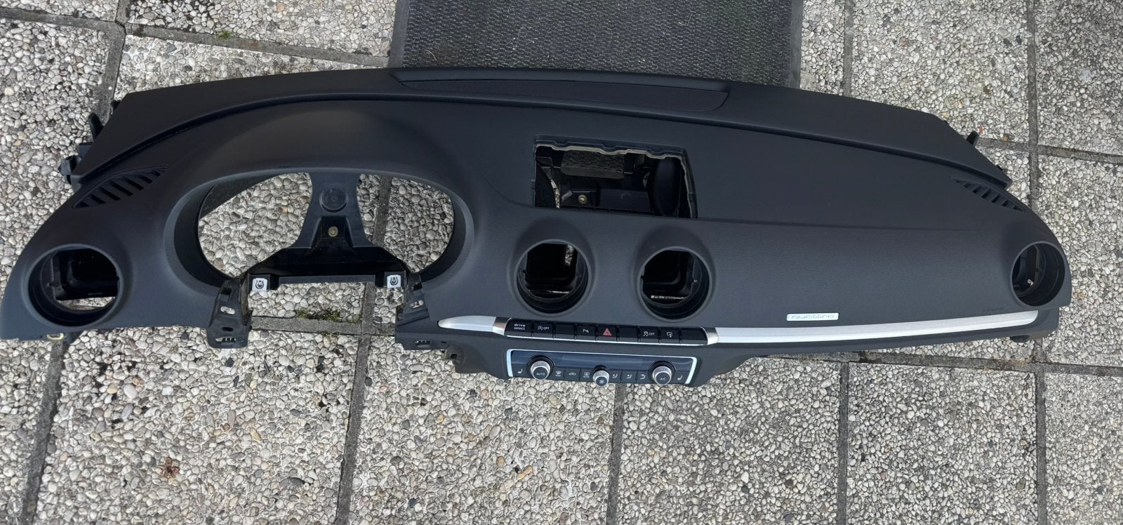 Tablue de bord complet audi a3 8V, Autos : Pièces & Accessoires, Enlèvement ou Envoi, Audi