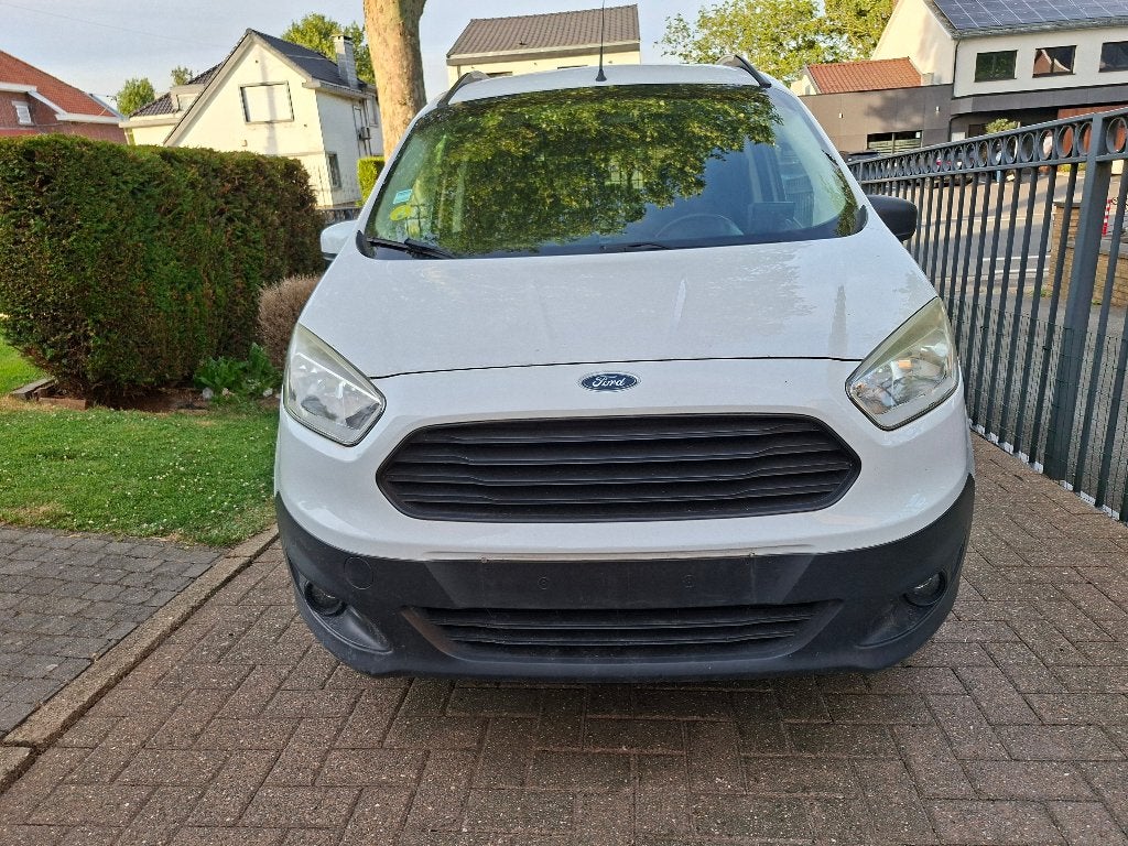 Ford Transit Courier 1.5 d/11-2015/Clim/Carplay/Parfait état, Euro 5, Achat, Entreprise, 2 places