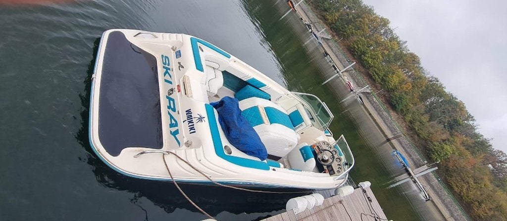 Bateau in board Sea Ray, Sports nautiques & Bateaux, Speedboat, Utilisé, Sea Ray, Essence, 200 ch ou plus, Moteur in-bord, Polyester