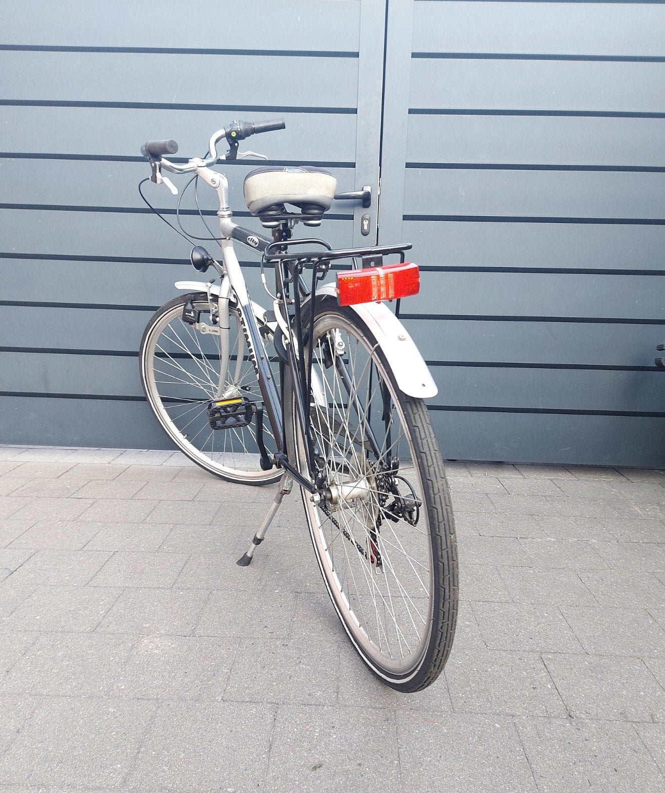 herenfiets jongensfiets, Enlèvement