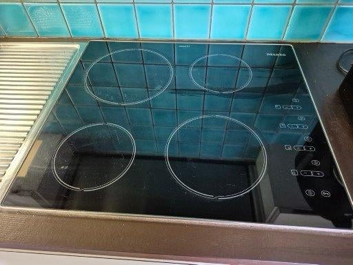 Keramische kookplaat, 4 zones de cuisson, Enlèvement, Utilisé, Encastré