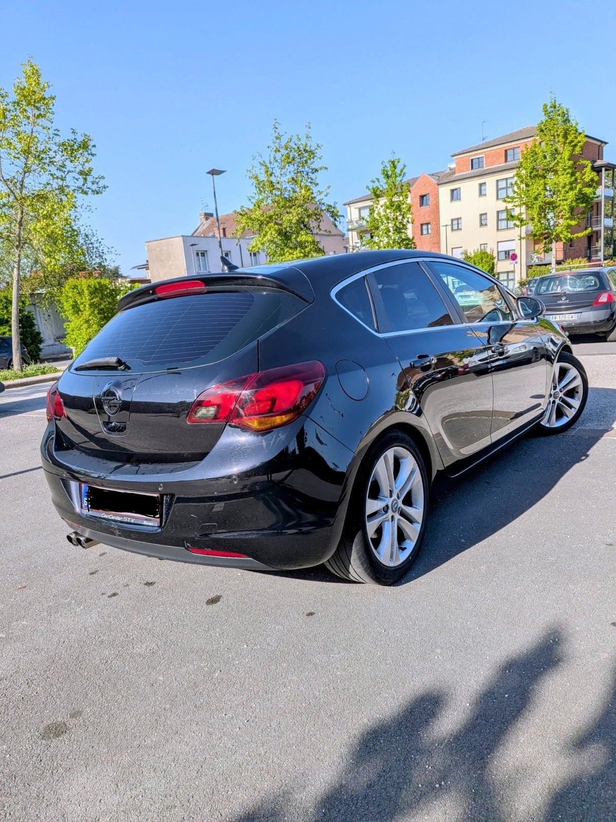 Opel Astra j 1.7 CDTI 110 (édition full black de 2011), Autos, Euro 5, Achat, Boîte manuelle, Noir