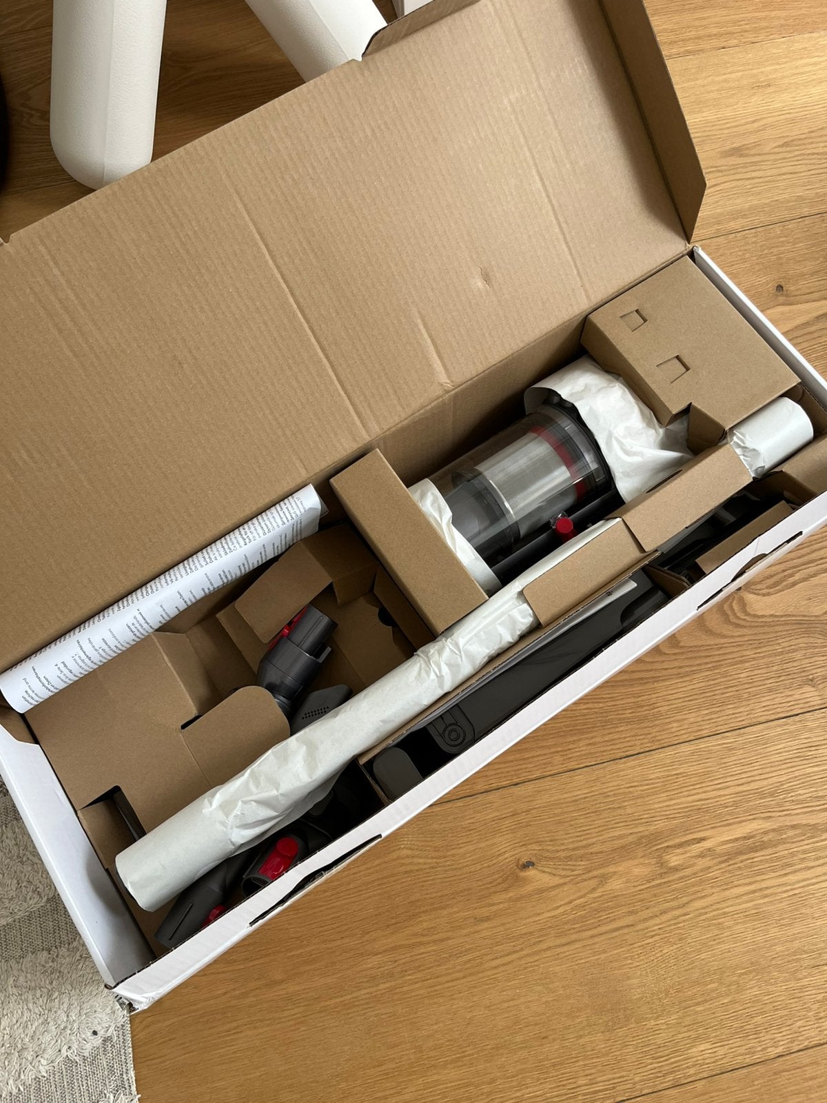 Dyson V15 NIEUW, Elektronische apparatuur, Stofzuigers, Ophalen of Verzenden, Nieuw, Dyson