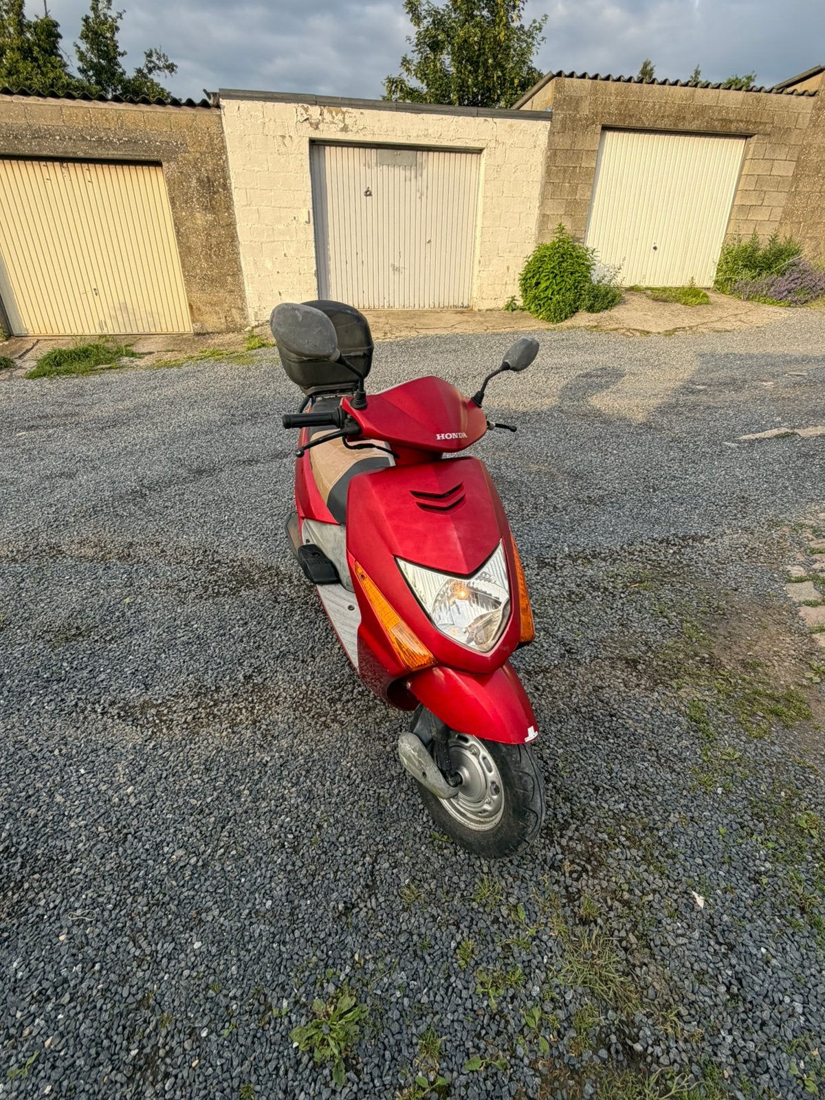 Honda lead 100cc, Ophalen, Zo goed als nieuw