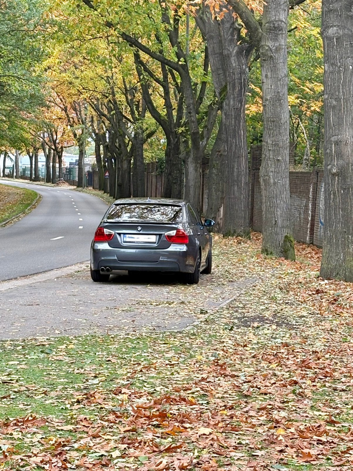 BMW 320D E90, Autos, Cuir, Argent ou Gris, Achat, 110 kW