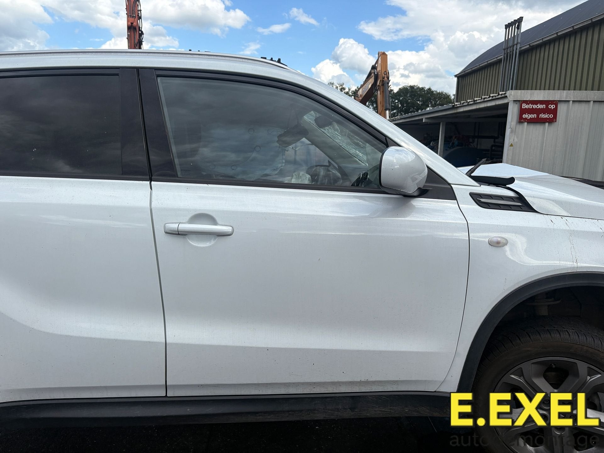 Deur Rechts voor Suzuki Vitara (LY/MY) vanaf 2015 WIT, -, Origine de la pièce connue, Utilisé, Porte