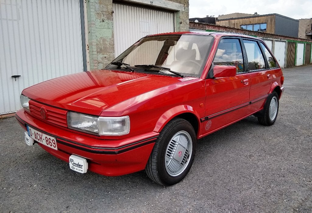 MG Maestro 2.0 eFi, Autos, MG, Rouge, 2 g/km, 5 portes, Particulier