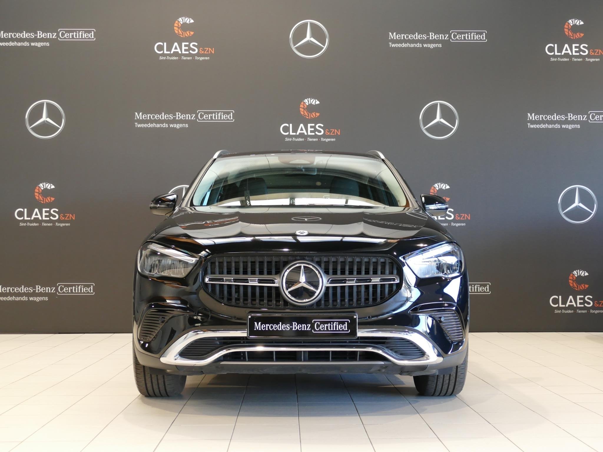 Mercedes-Benz GLA 180 Luxuxy Line (automatique), 100 kW, 1332 cm³, Achat, Entreprise