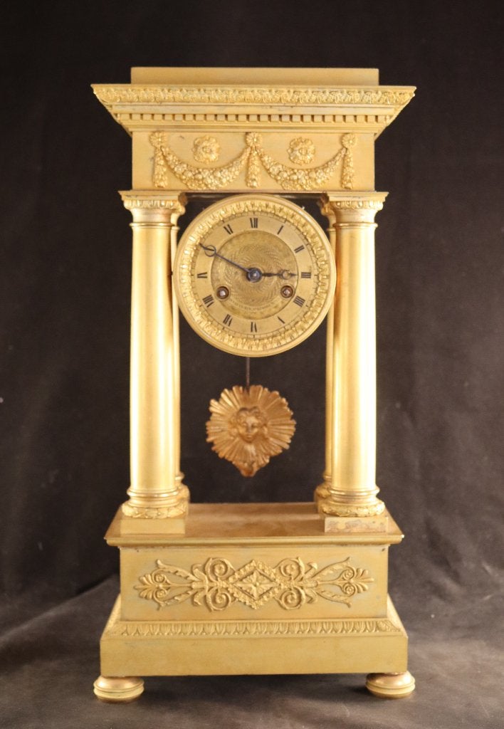Belle horloge à colonne portique antique, Enlèvement ou Envoi