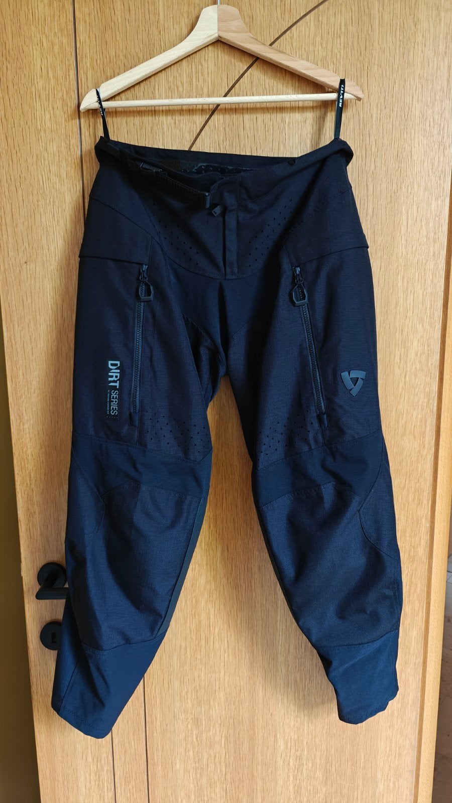 Revit territory crossbroek maat M, Motoren, Ophalen