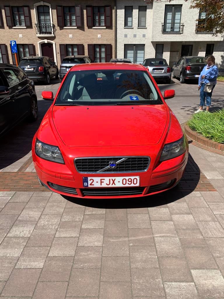 Mooie Volvo s40 zeer goed onderhouden, Auto's, 4 deurs, Stof, S40, Handgeschakeld