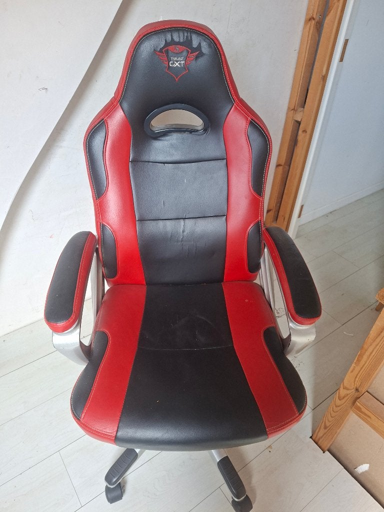 Chaise gamer, Réglable, Enlèvement, Utilisé, Autres types