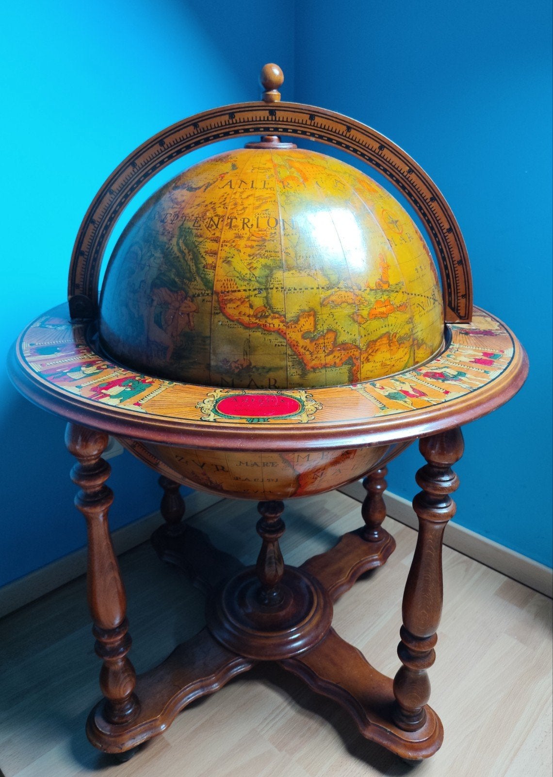 globe/bar, Maison & Meubles, Accessoires pour la Maison | Globes, Enlèvement