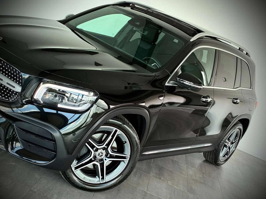 Mercedes-Benz GLB 200 d-PACK AMG-COCKPIT-T.O-GPS-CARPLAY-7PL, Automaat, Gebruikt, 4 cilinders, Zwart