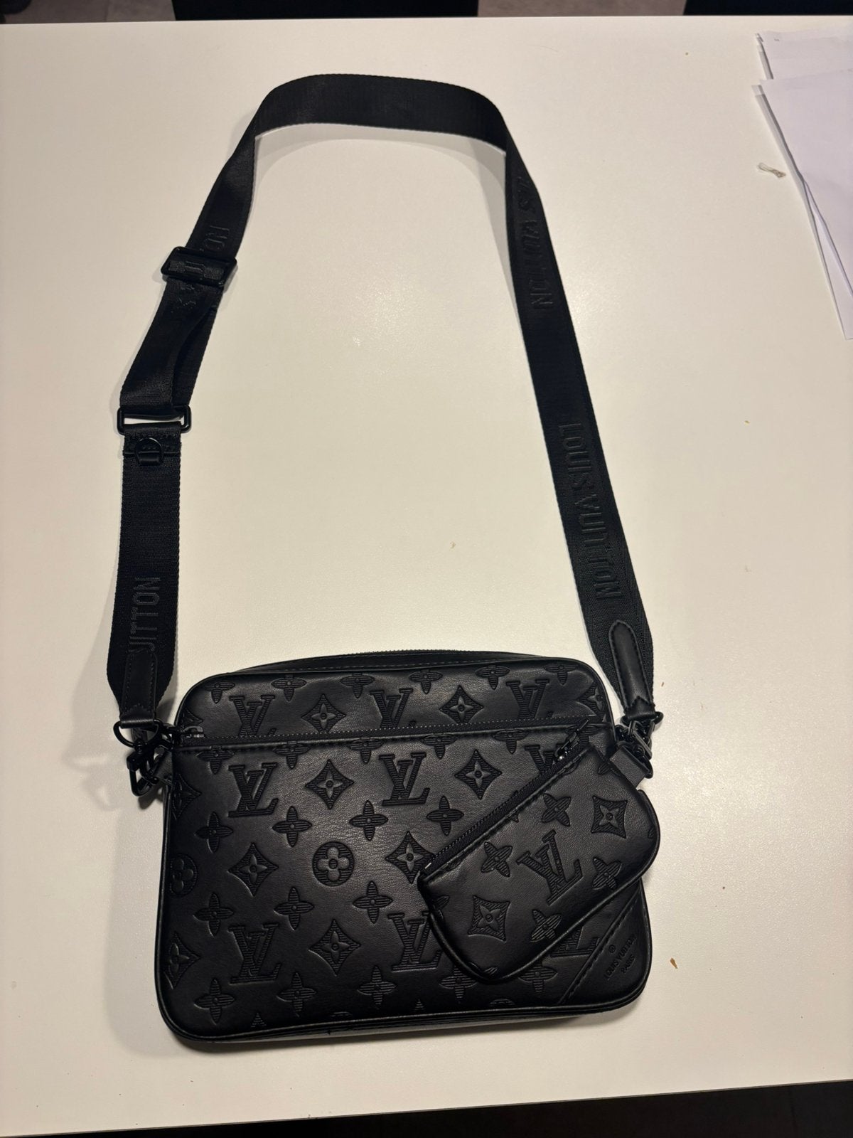 Louis vitton schoudertas zwart, Autres marques, Cuir, Comme neuf, Noir