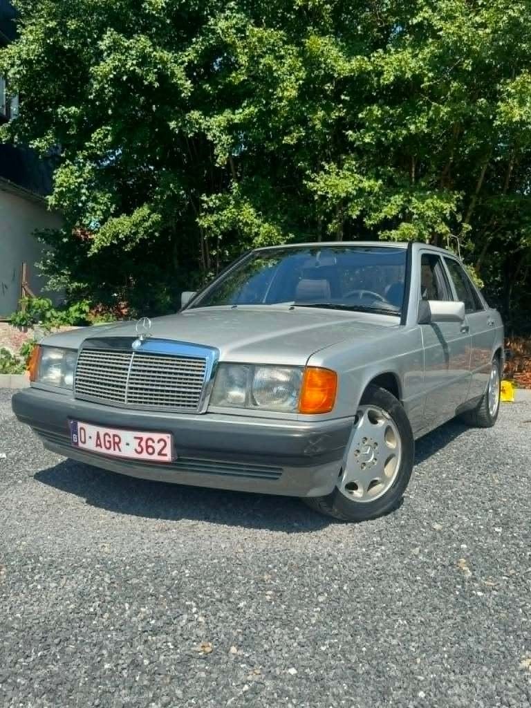 Mercedes 190D 2,5L (223.000 km REELS), Argent ou Gris, Achat, Phares directionnels, Boîte manuelle