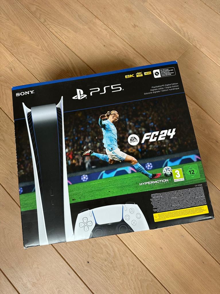 Sony Playstation 5/ PS5 Digital Edition 825GB, Ophalen of Verzenden, Zo goed als nieuw, Playstation 5