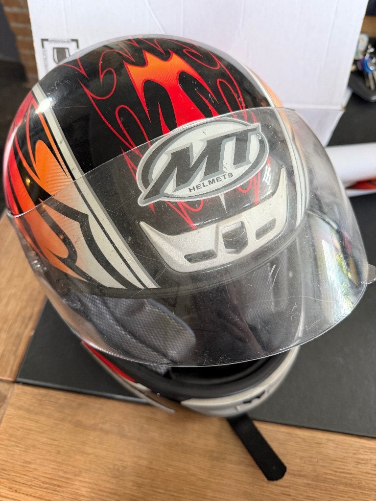 MT helmets integraalhelm MT Thunder, Motoren, Ophalen of Verzenden, Integraalhelm, Heren
