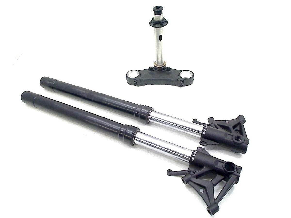 VOORVORK COMPLEET QJMOTOR SRV 600 V 2026 (01-2026/-), Motoren, Dhr. S. di Majo, Gebruikt, Info@cama-motorparts.nl, P.J. Troelstraweg 8 8
3144 CX  MAASSLUIS, NL