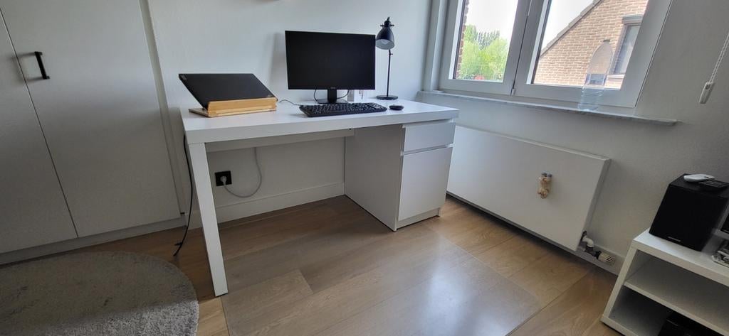 Bureau malm ikea, Huis en Inrichting, Ophalen, IKEA