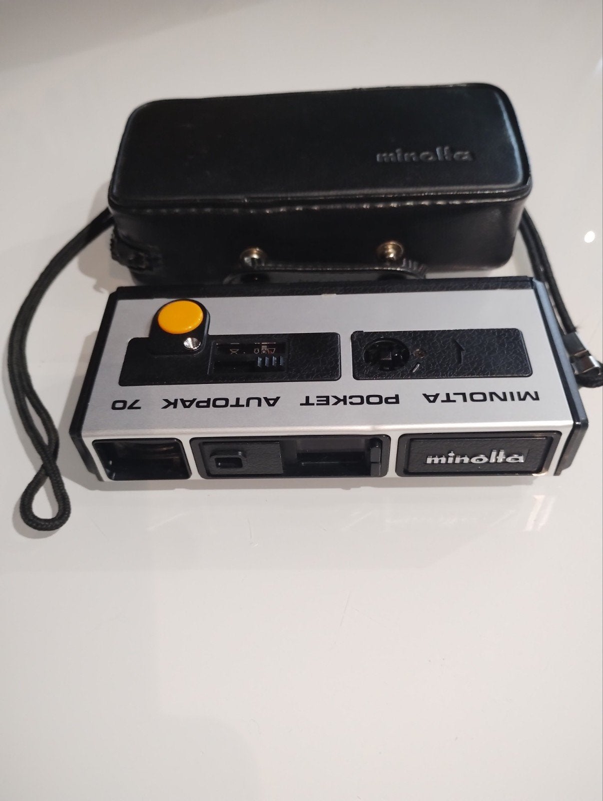 Vintage fototoestel MINOLTA POCKET AUTOPAK 70, Audio, Tv en Foto, Ophalen
