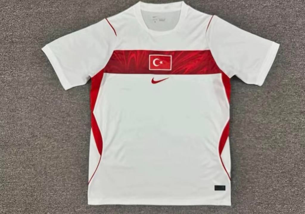 Turkije WK uit shirt, Sport en Fitness, Voetbal, Maat L, Ophalen of Verzenden, Nieuw, Shirt