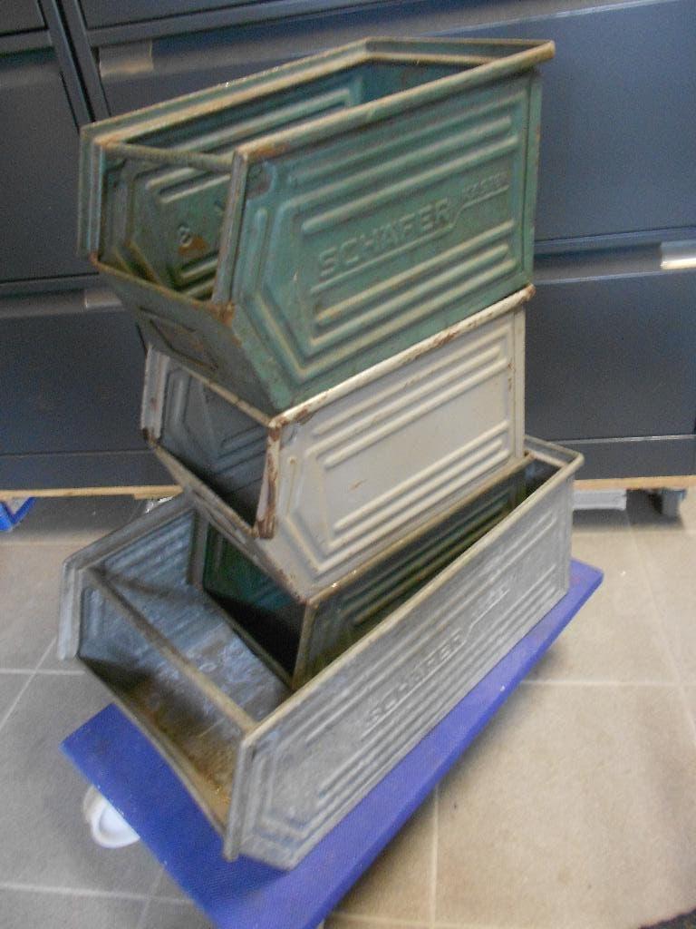 4 metaal grabbelbakken - materiaalbakken, Ophalen, Gebruikt