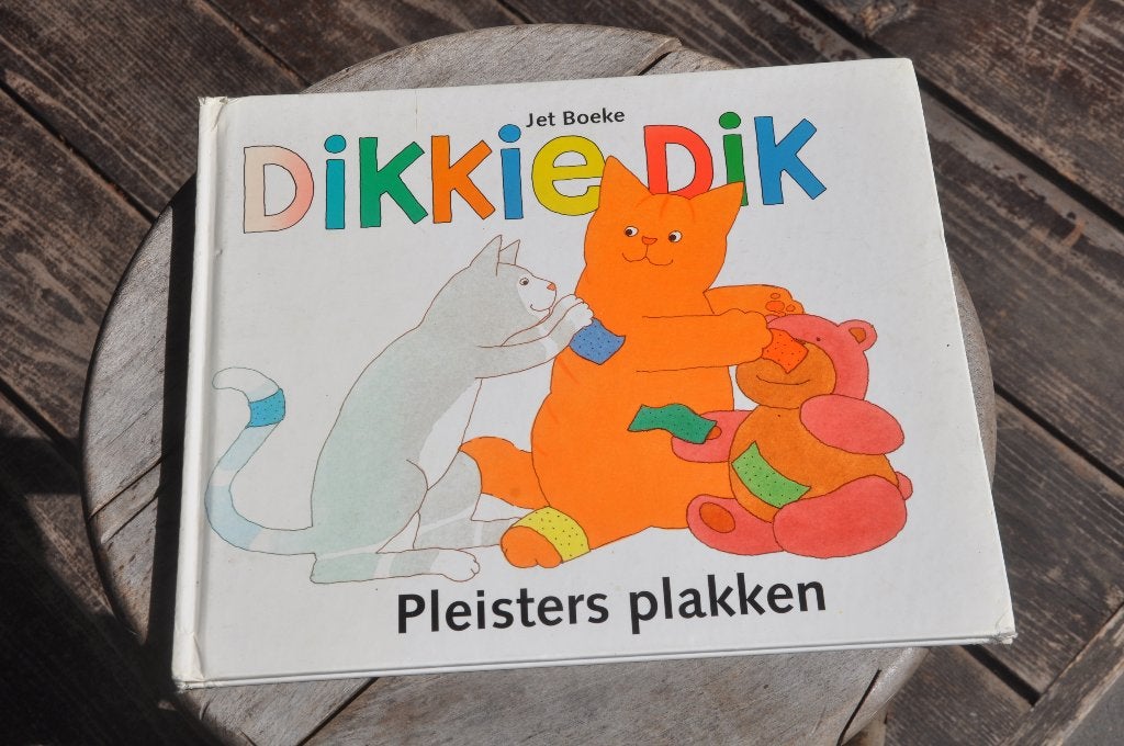 Dikkie Dik pleisters plakken, Boeken, Ophalen of Verzenden, Gelezen