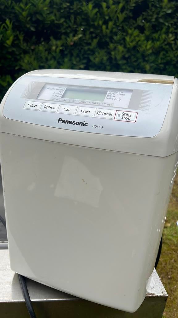 Broodmachine, Elektronische apparatuur, 800 tot 1200 gram deeg, Ophalen, Met timer, Gebruikt