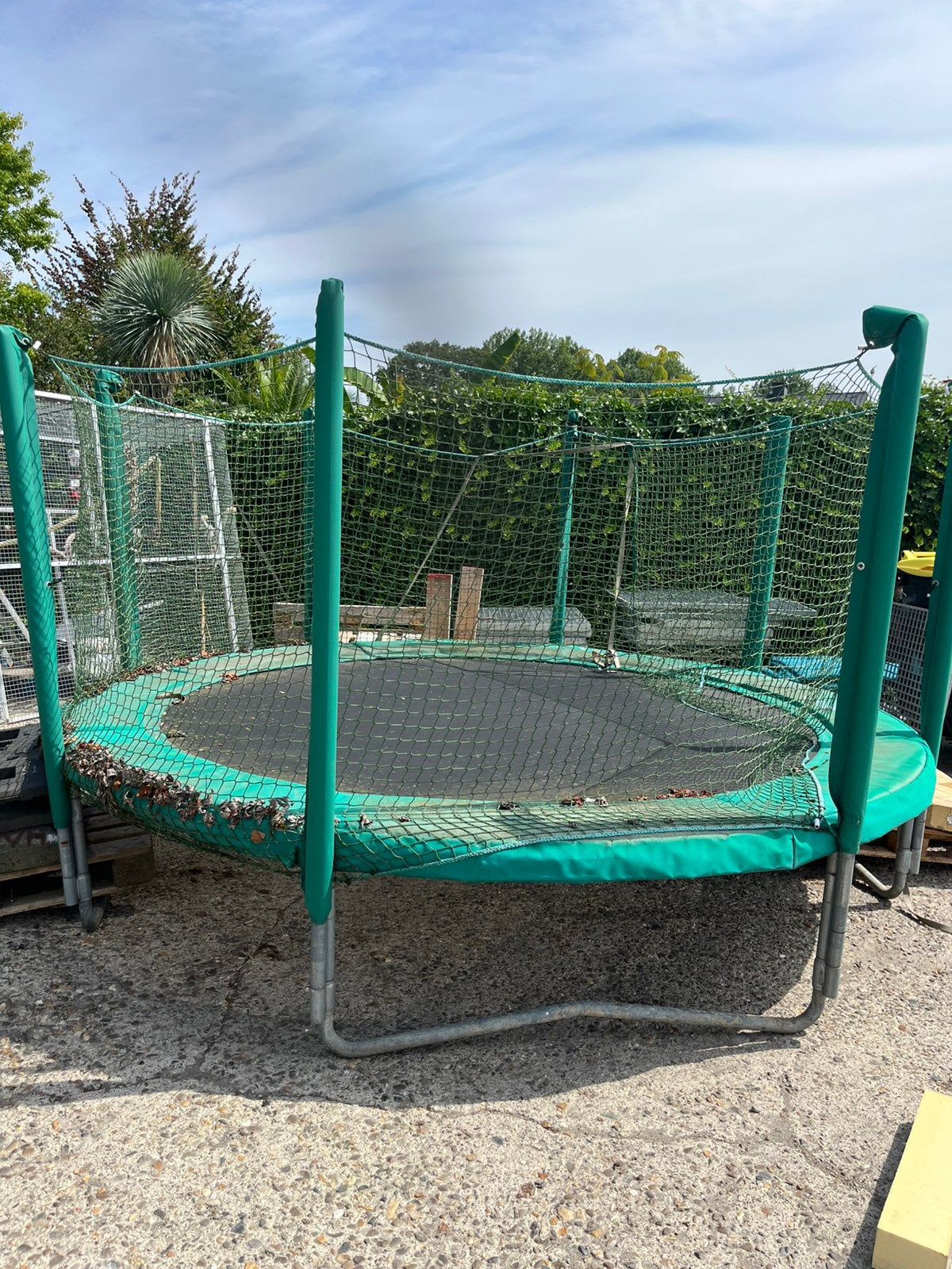 Trampoline, Enlèvement