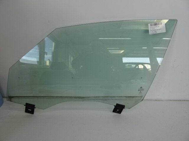 VITRE AVANT GAUCHE Citroën DS5 (KD / KF) (01-2011/07-2015), Utilisé, Citroën