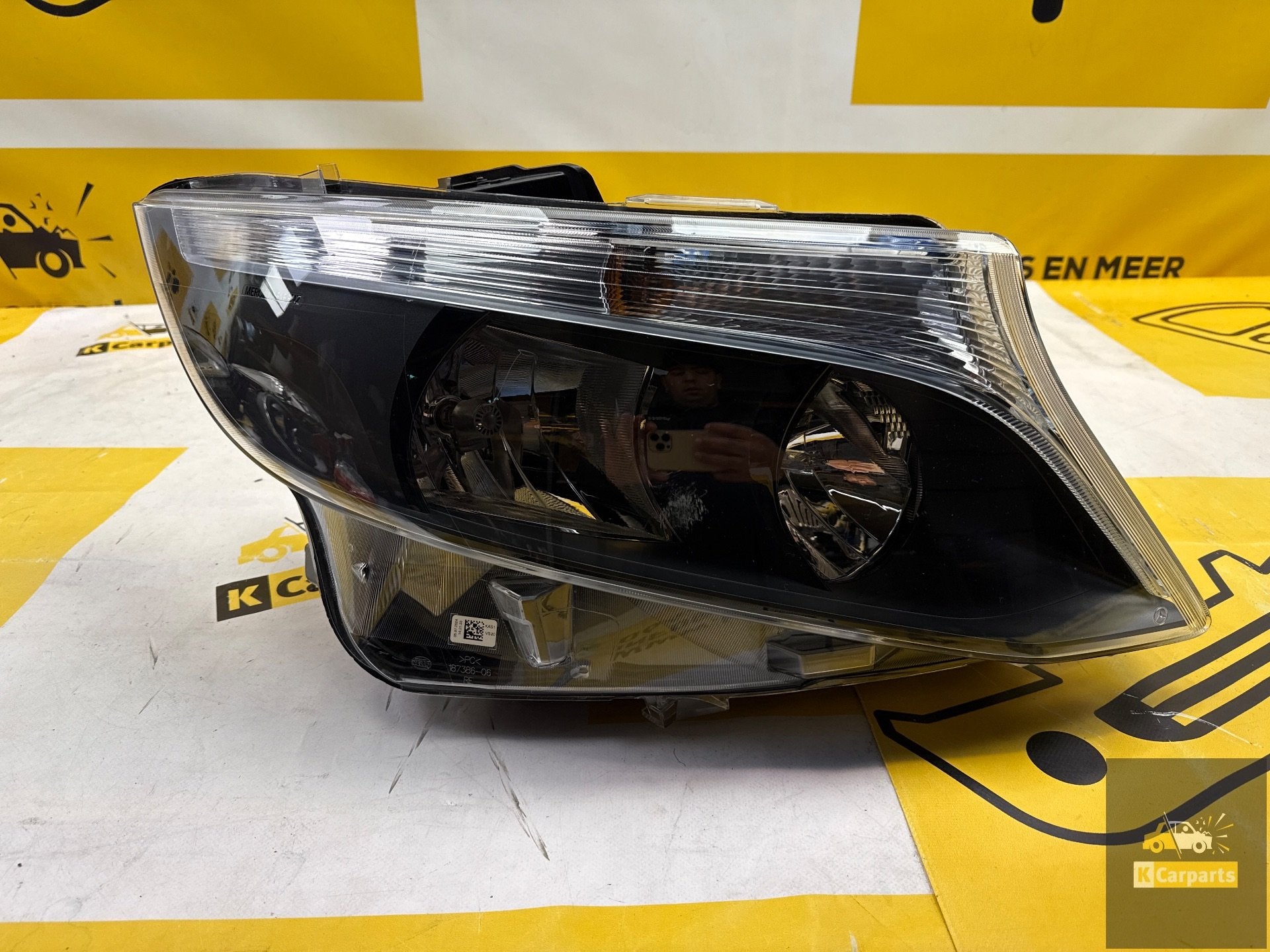 Mercedes Benz Vito V-Klasse W447 Koplamp H7 Rechts A44790678, Gebruikt, Mercedes-Benz AG, Mercedes-Benz, Mercedesstrasse 120
70372  Stuttgart, DE