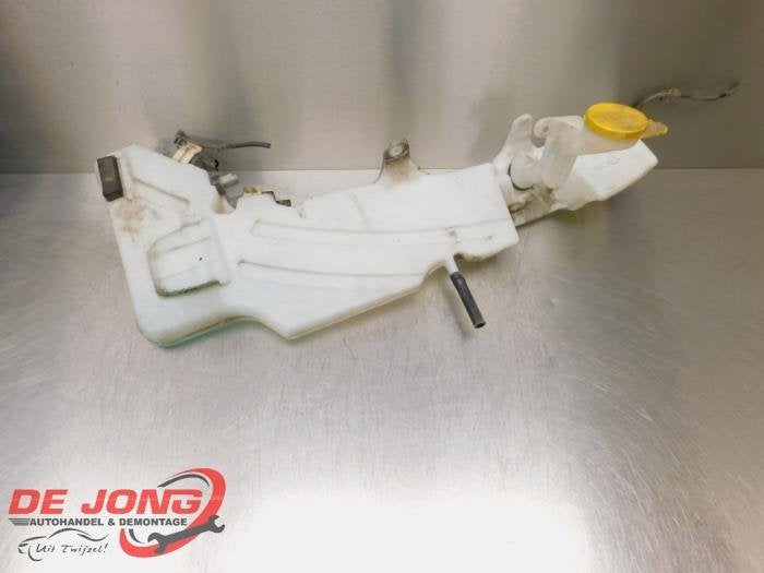 Réservoir lave-glace avant d'un Nissan Navara, -, 3 mois de garantie, Utilisé, -