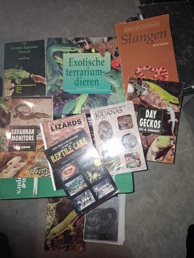 Boeken terrarium, Ophalen