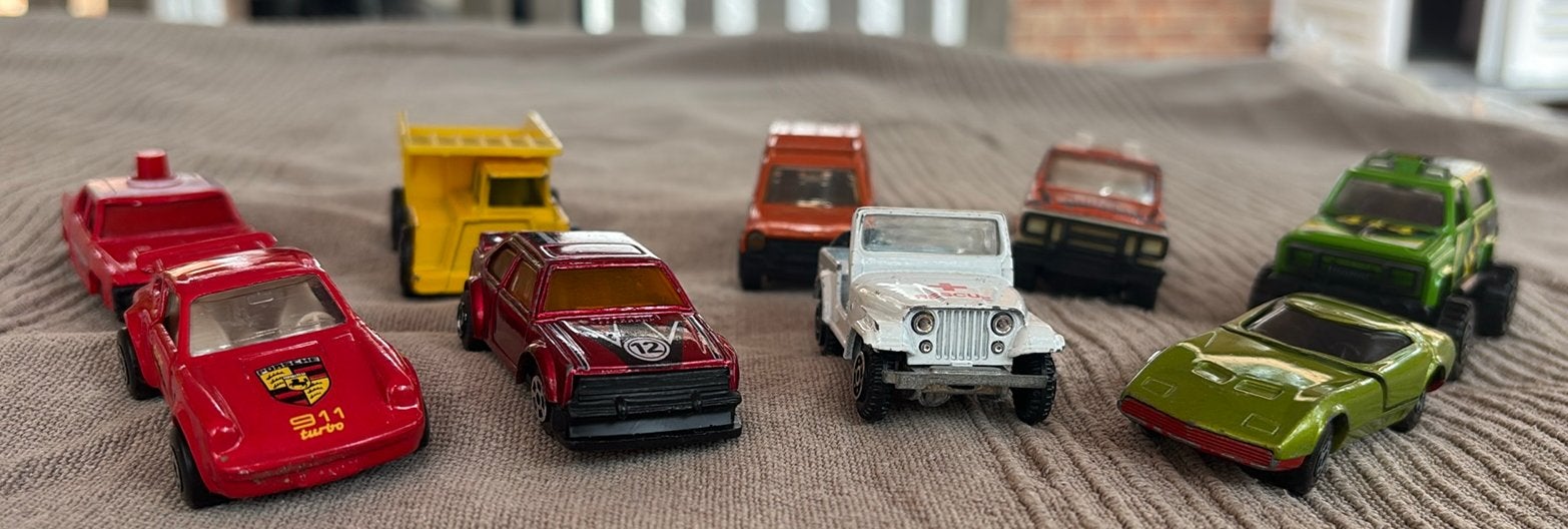 Lot van 9 vintage die-cast modelauto's en werkvoertuigen, Ophalen, Zo goed als nieuw, Auto