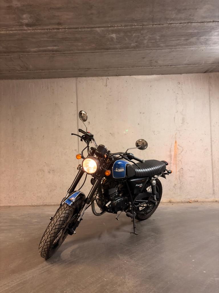 Bullit hunt 125cc, Fietsen en Brommers, Brommers | Overige merken, Ophalen, 125 cc, Zo goed als nieuw